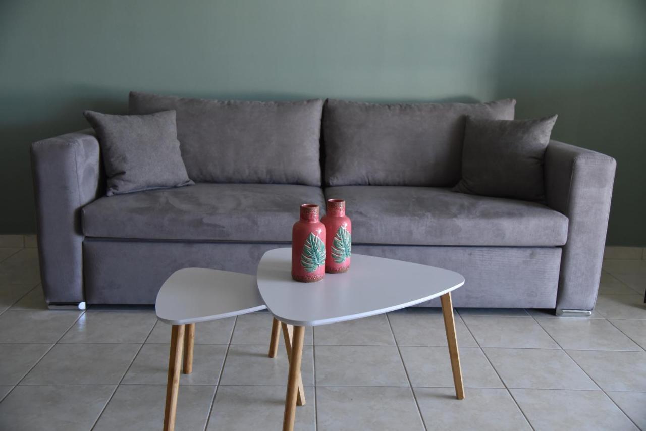 Family Apartments 3 Lechaio Luaran gambar